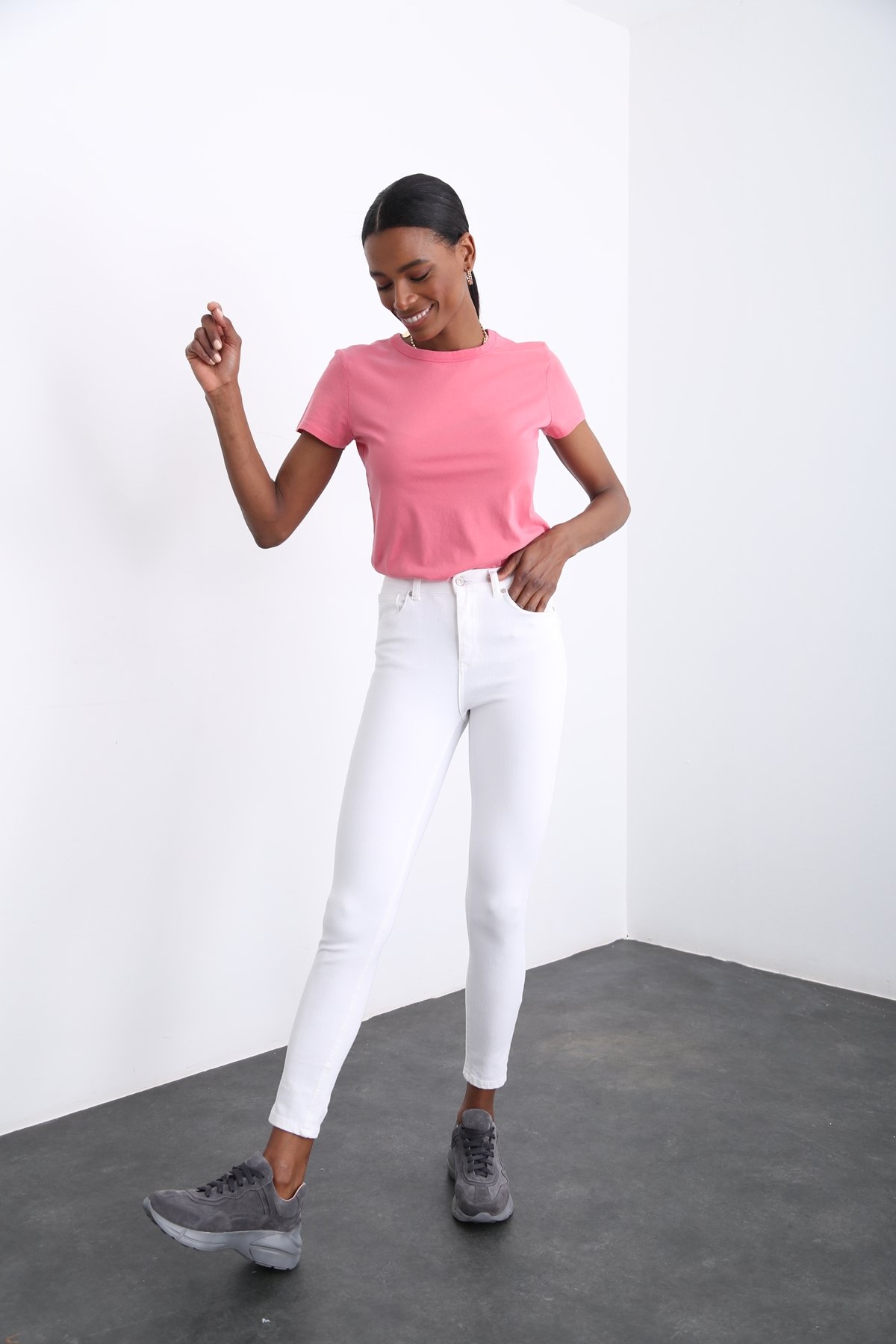 Beyaz Yüksek Bel Toparlayan Skinny Jean D-112