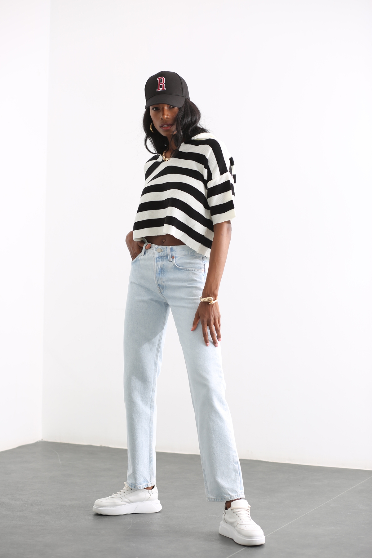 Buz Mavi Orta Bel Straight Jean 