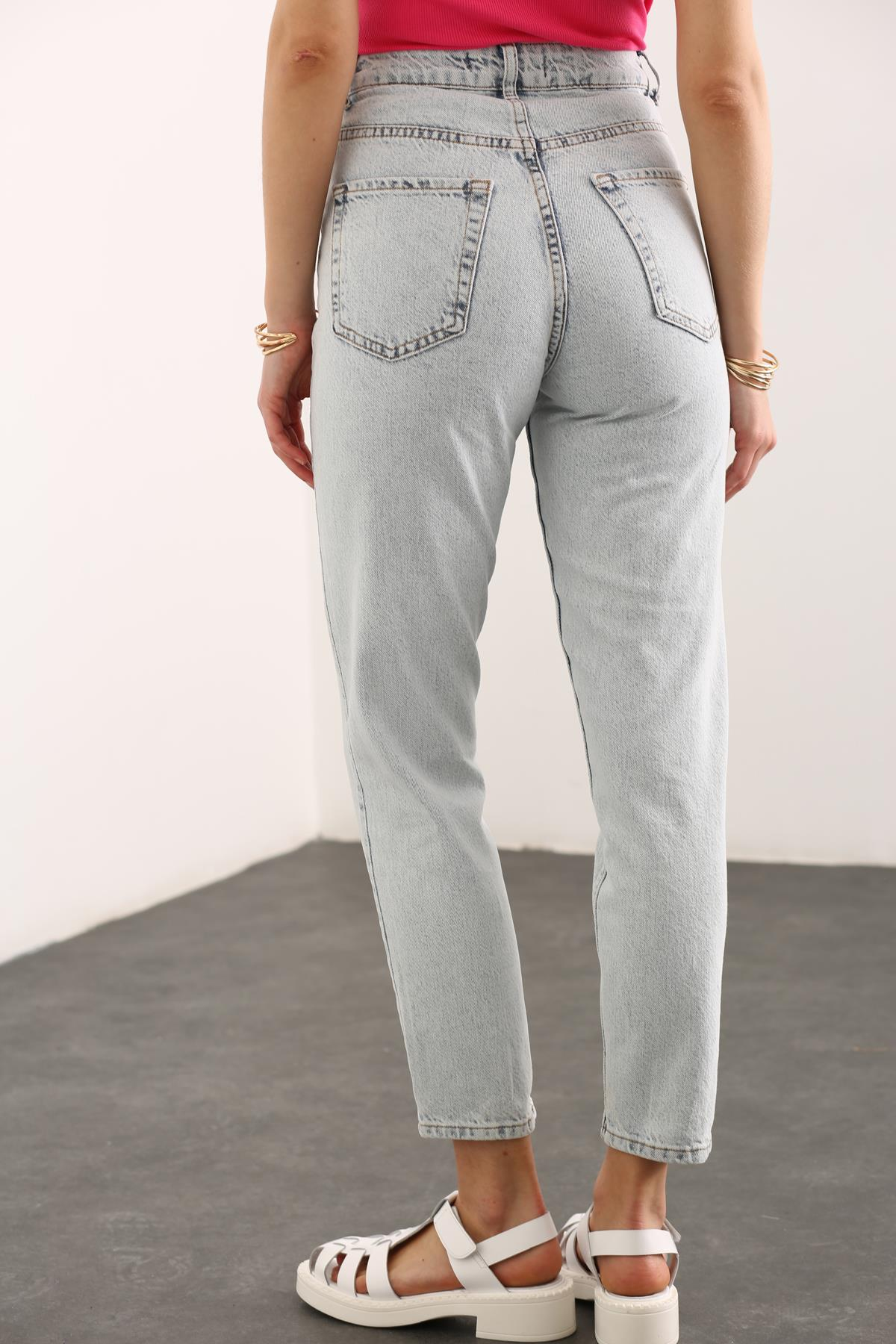 Buz Mavi Ultra Yüksek Bel Mom Jean 228101