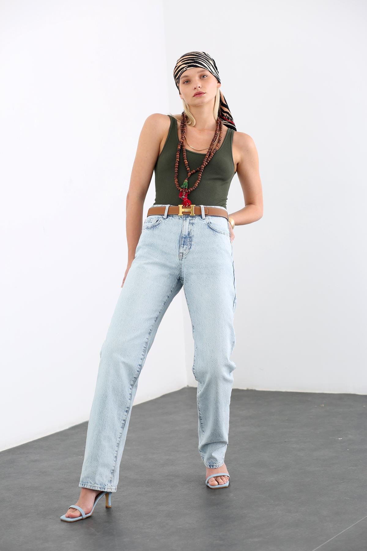 Buz Mavi Yüksek Bel Straight Fit Jean 162