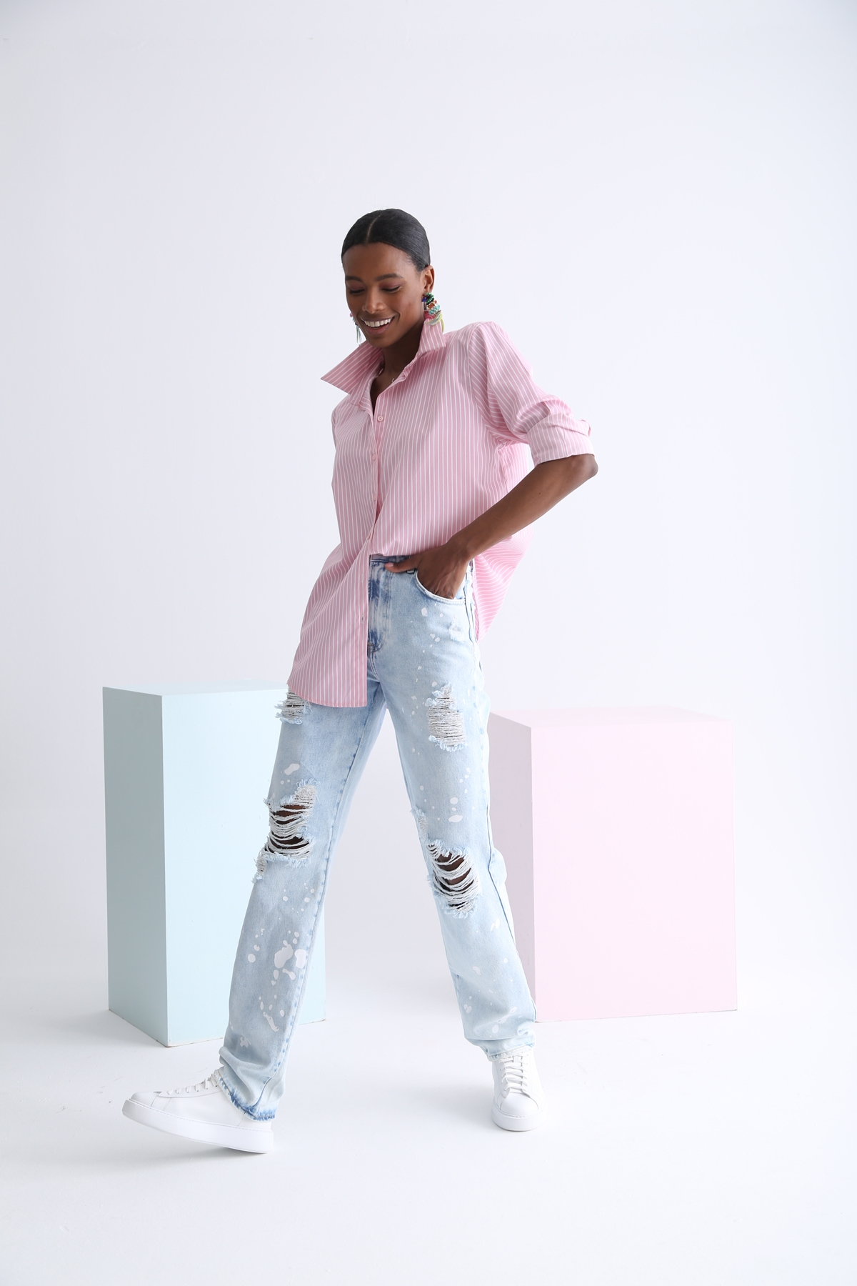 Buz Mavi Yüksek Bel Yırtıklı Wide Leg Jean 