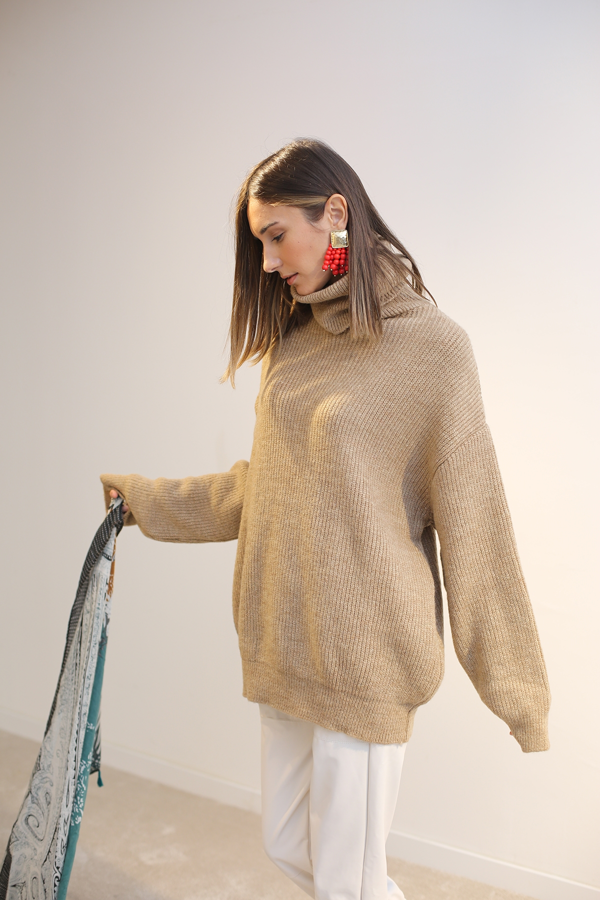 Camel Balıkçı Yaka Oversize Kazak