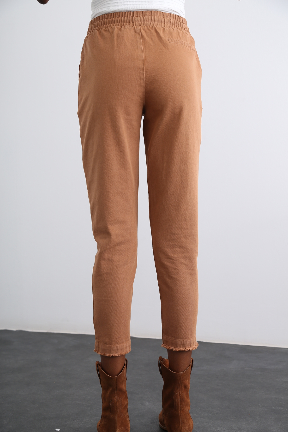 Camel Beli Lastikli Gabardin Pantolon 