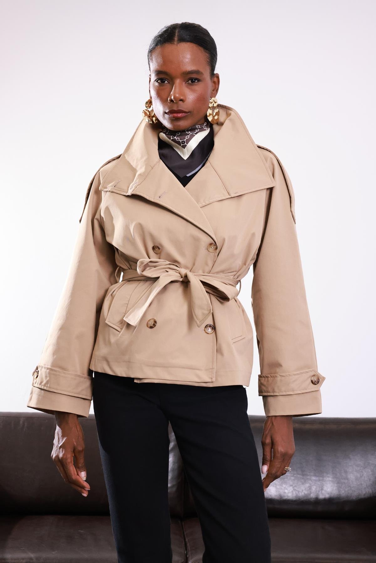 Camel Dik Yaka Kemerli Trençkot 