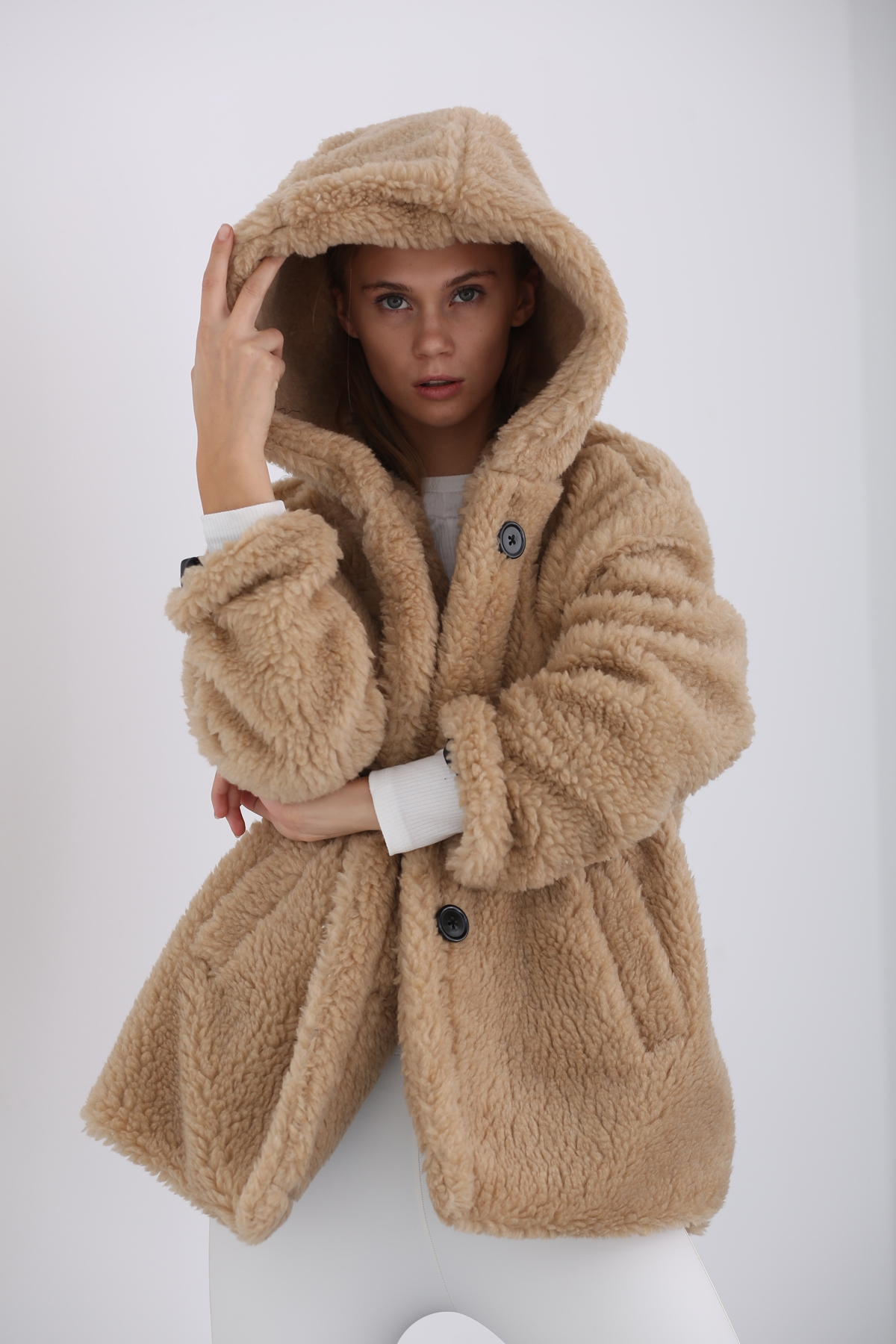 Camel Kapüşonlu Peluş Kaban 