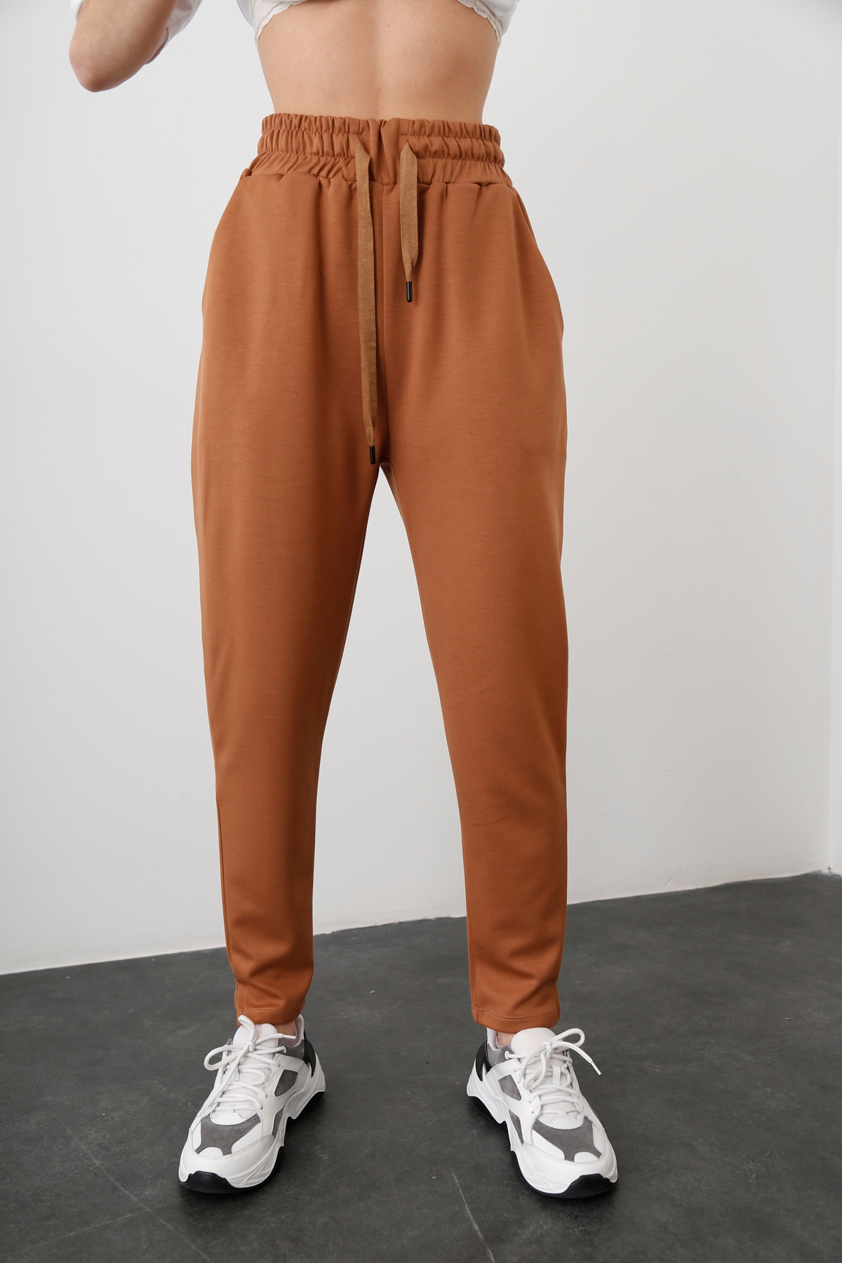 Camel Paçası Yırtmaçlı Eşofman 3189