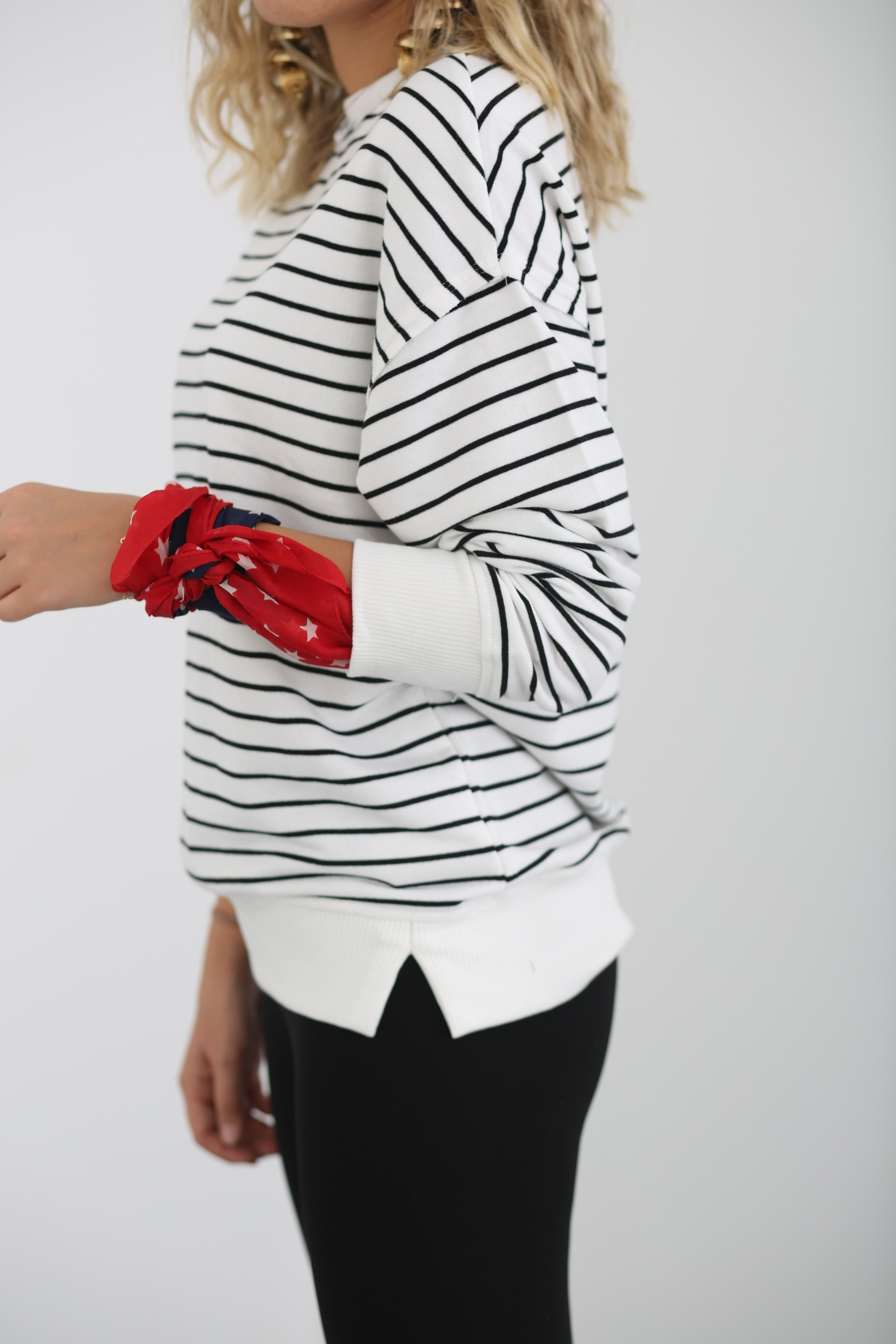 Ekru Çizgili Basic Sweatshirt 262
