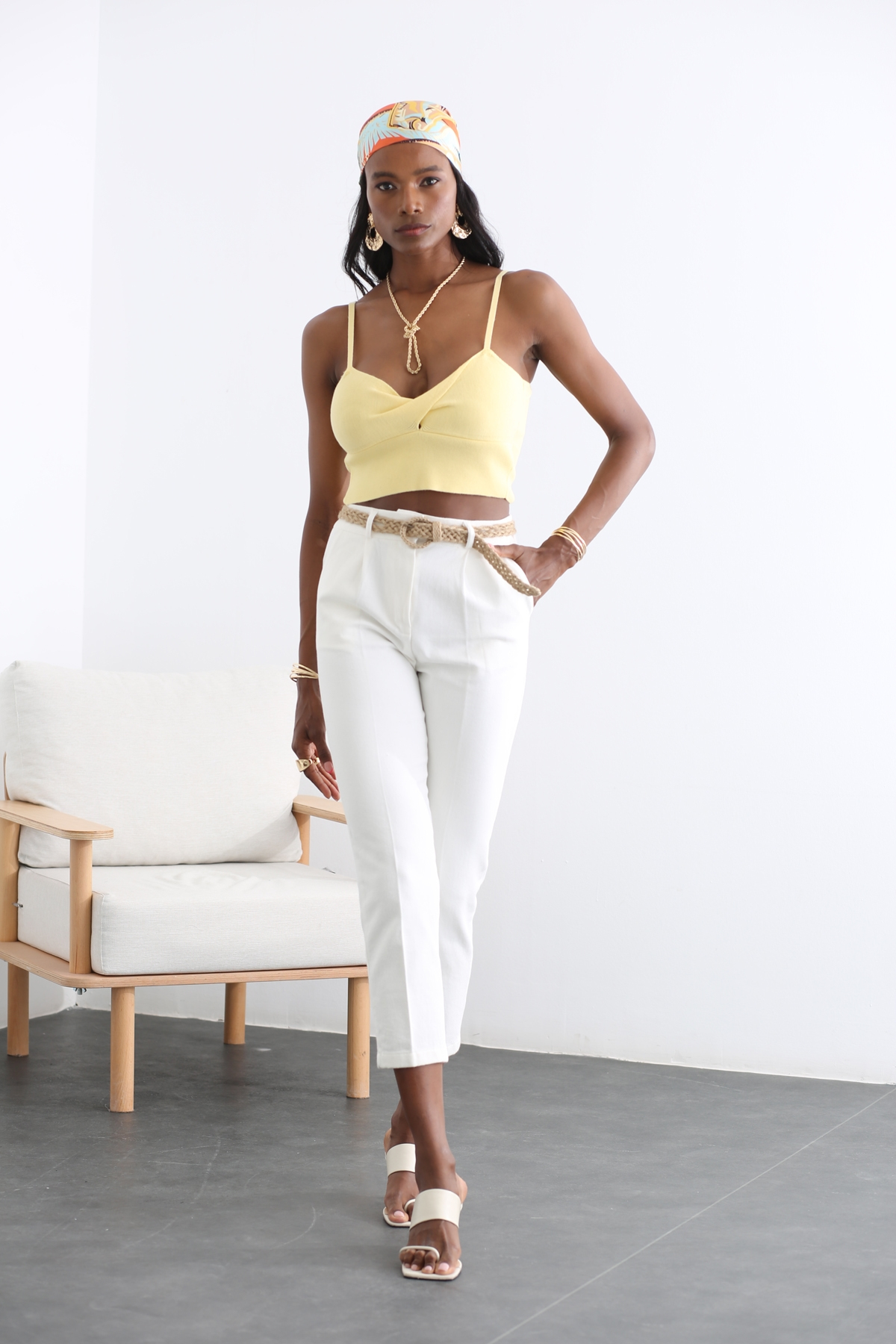 Ekru Hasır Kemerli Pantolon 70840