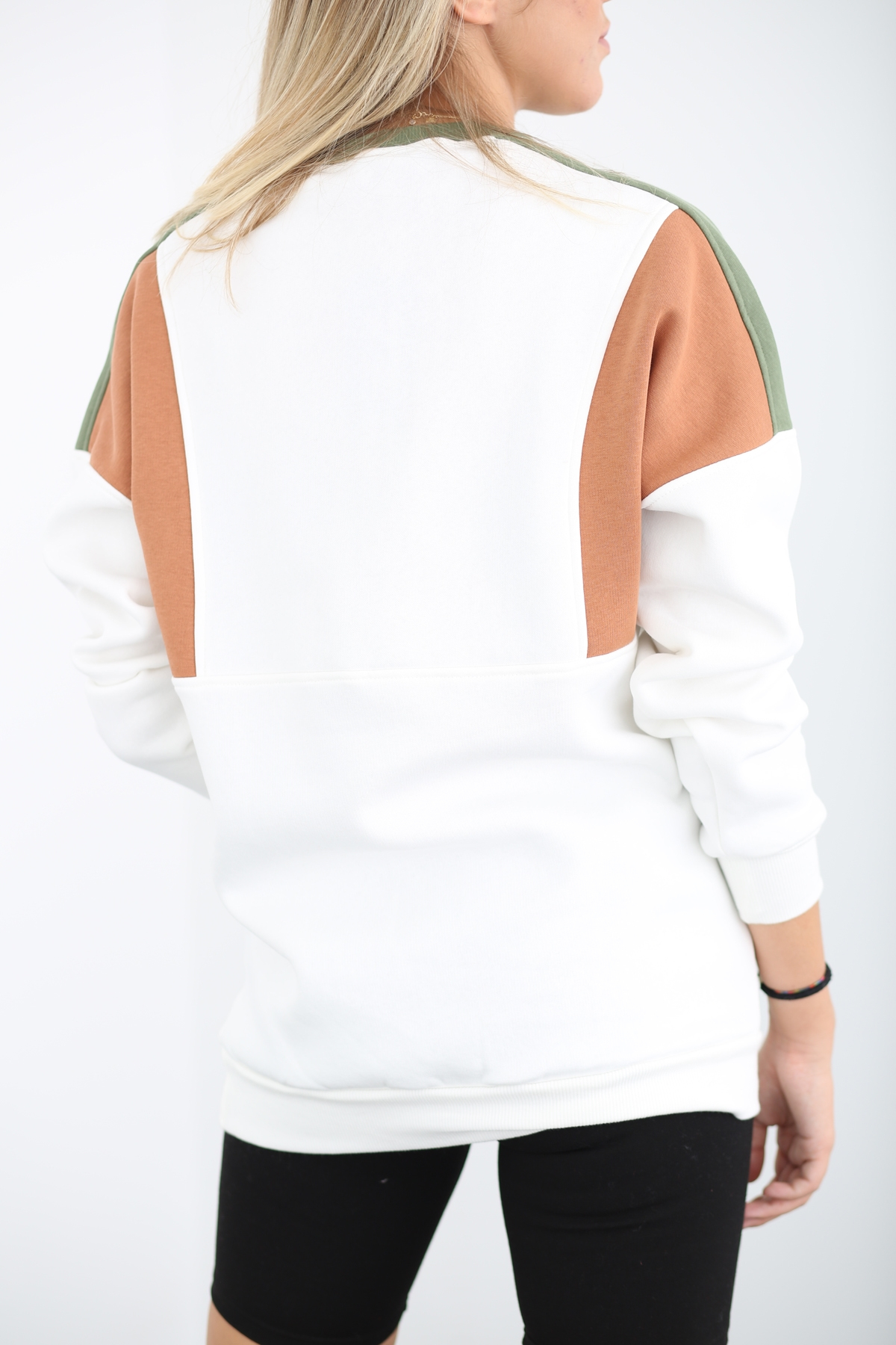 Ekru Parçalı Şardonlu Sweatshirt 3198