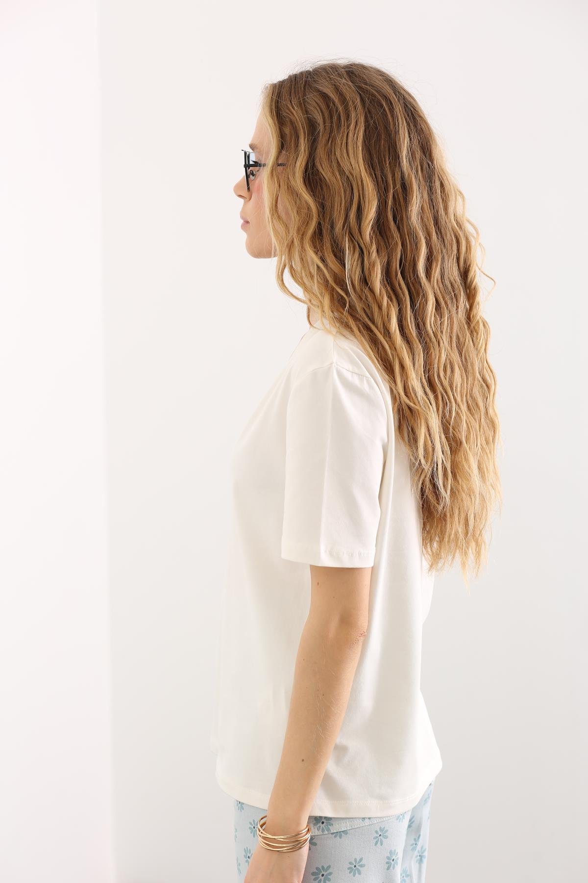 Ekru V Yaka Basic Tshirt 