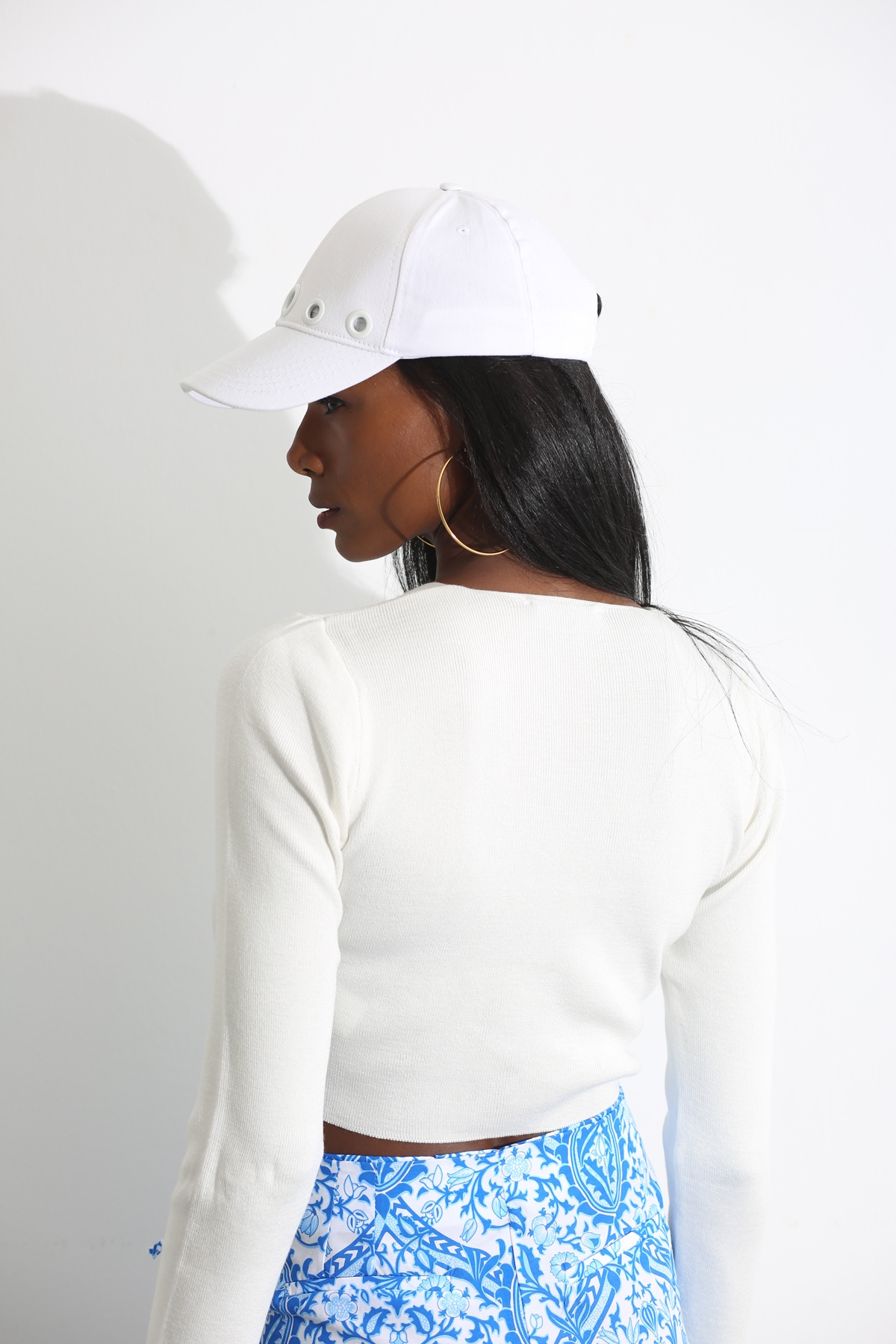 Ekru V Yaka Crop Triko 13124