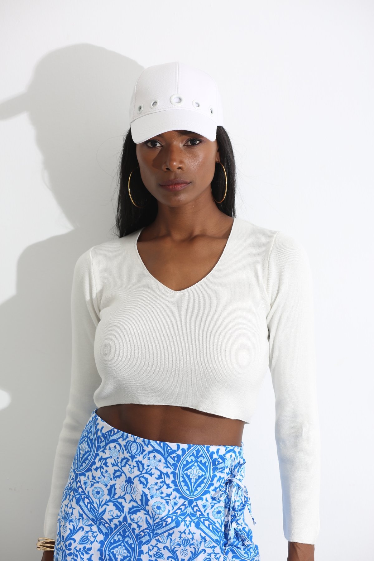 Ekru V Yaka Crop Triko 13124
