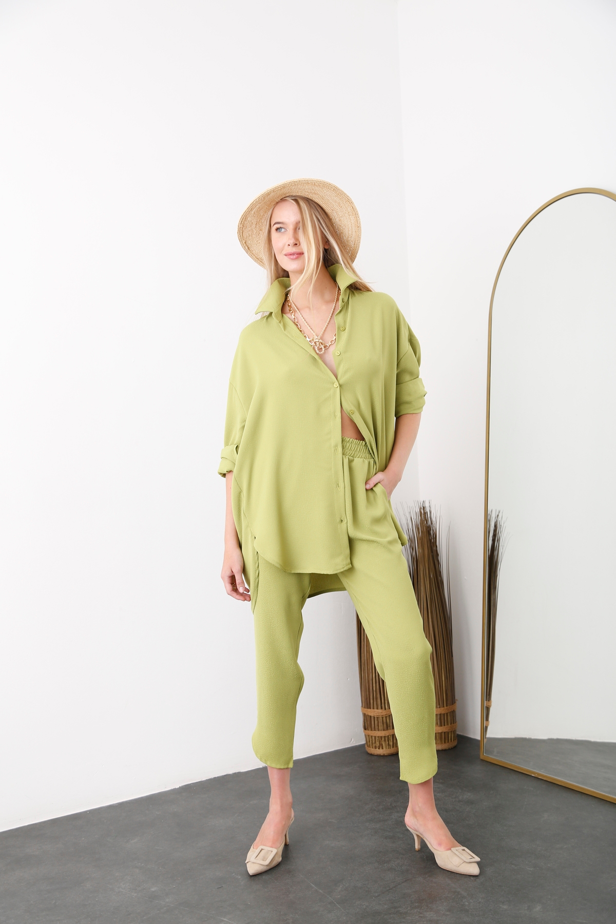 Fıstık Yeşili Oversize Gömlek Takım 03480