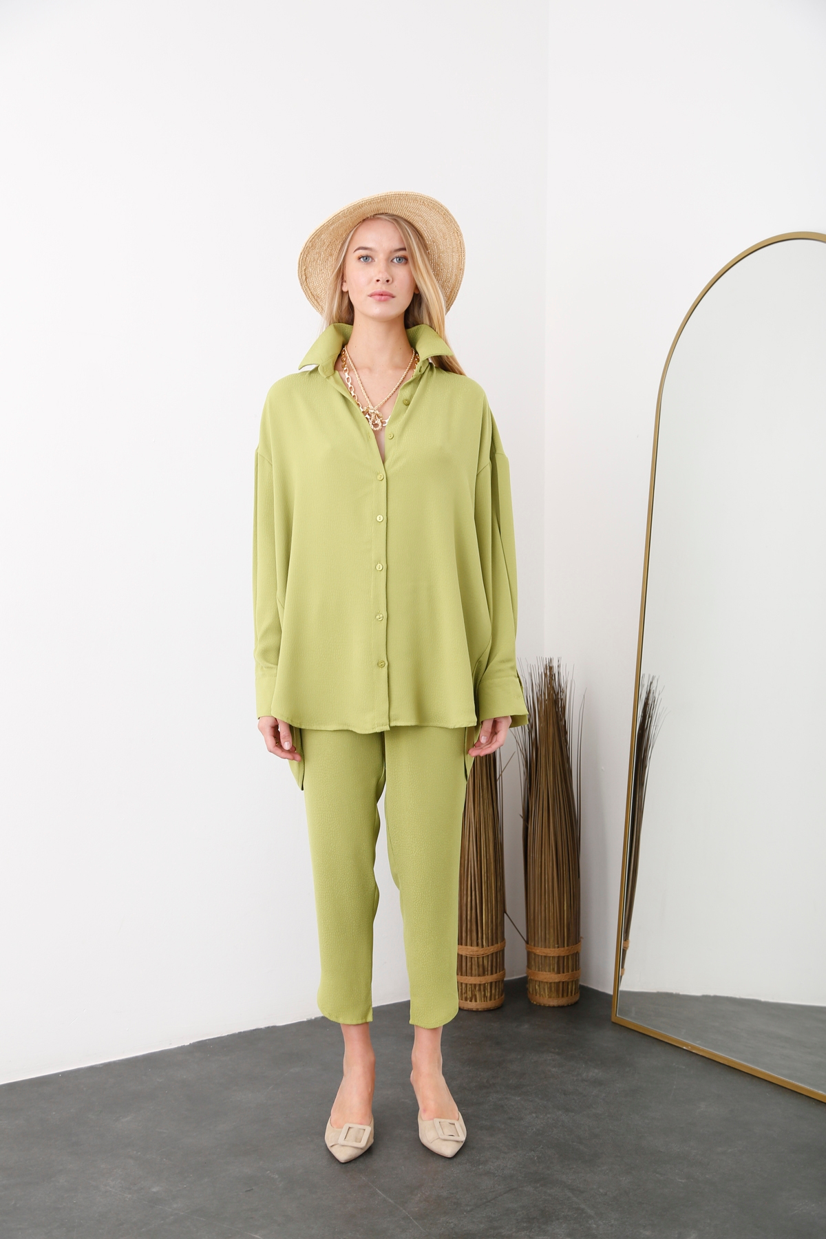 Fıstık Yeşili Oversize Gömlek Takım 03480