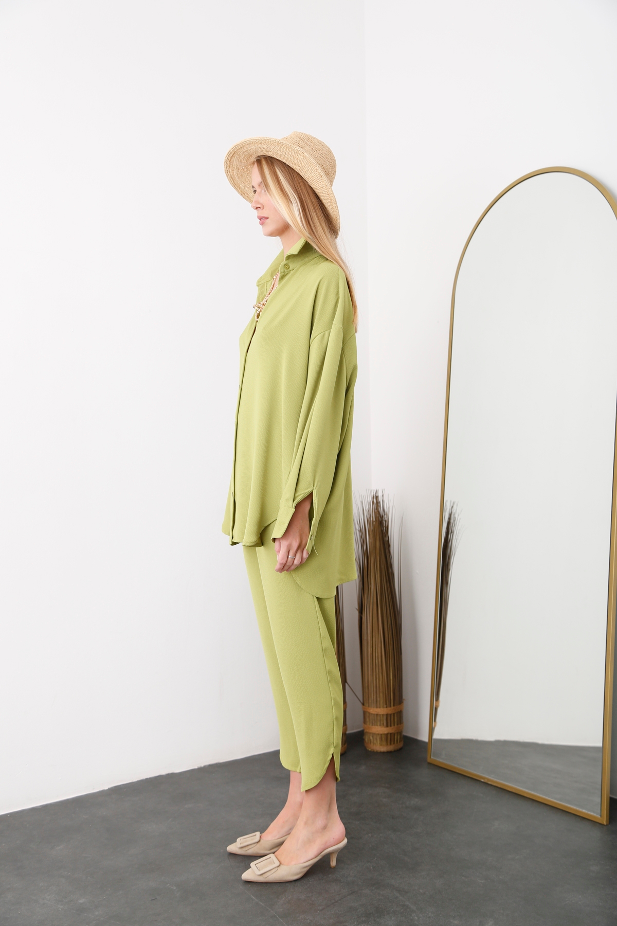 Fıstık Yeşili Oversize Gömlek Takım 03480