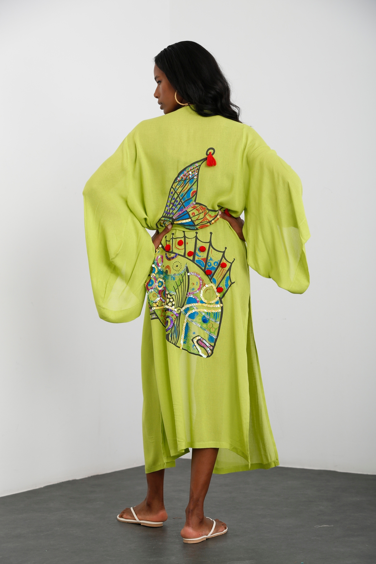 Fıstık Yeşili Sırtı Nakışlı Kuşaklı Kimono 637