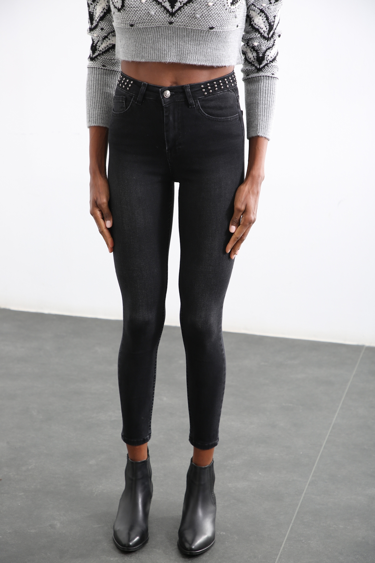 Füme Yüksek Bel Beli Taşlı Slim Fit Jean D-596