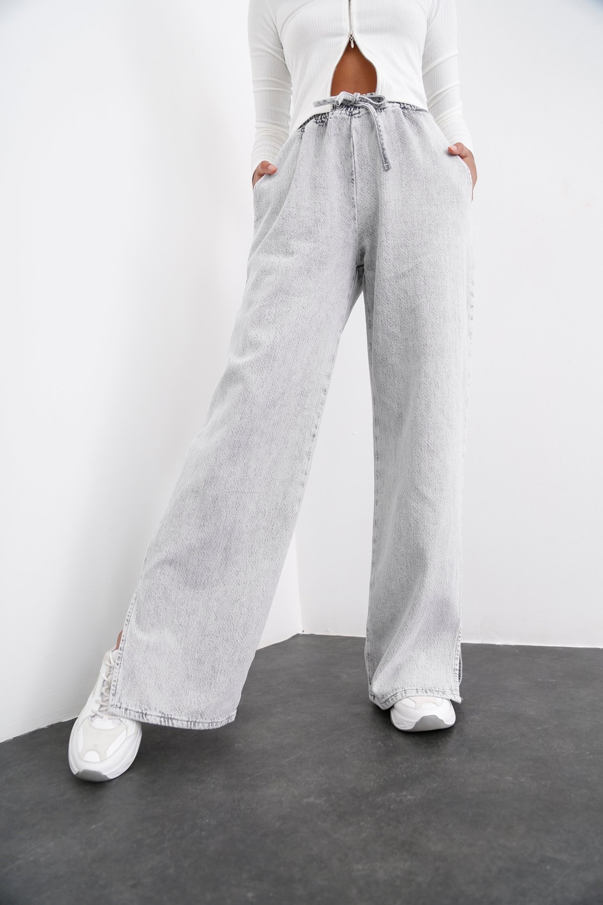 Gri Beli Lastikli Jean 