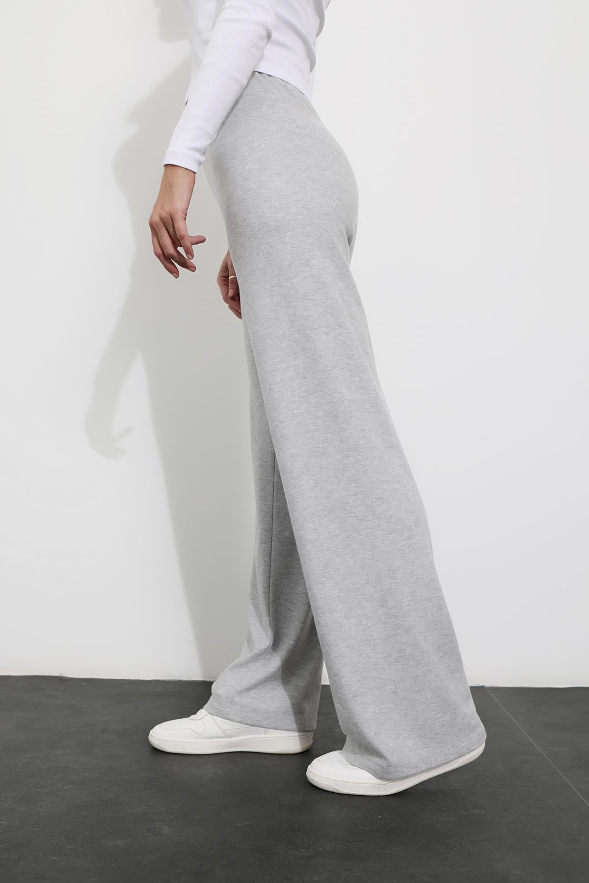 Gri Beli Lastikli Yumuşak Pantolon 8960