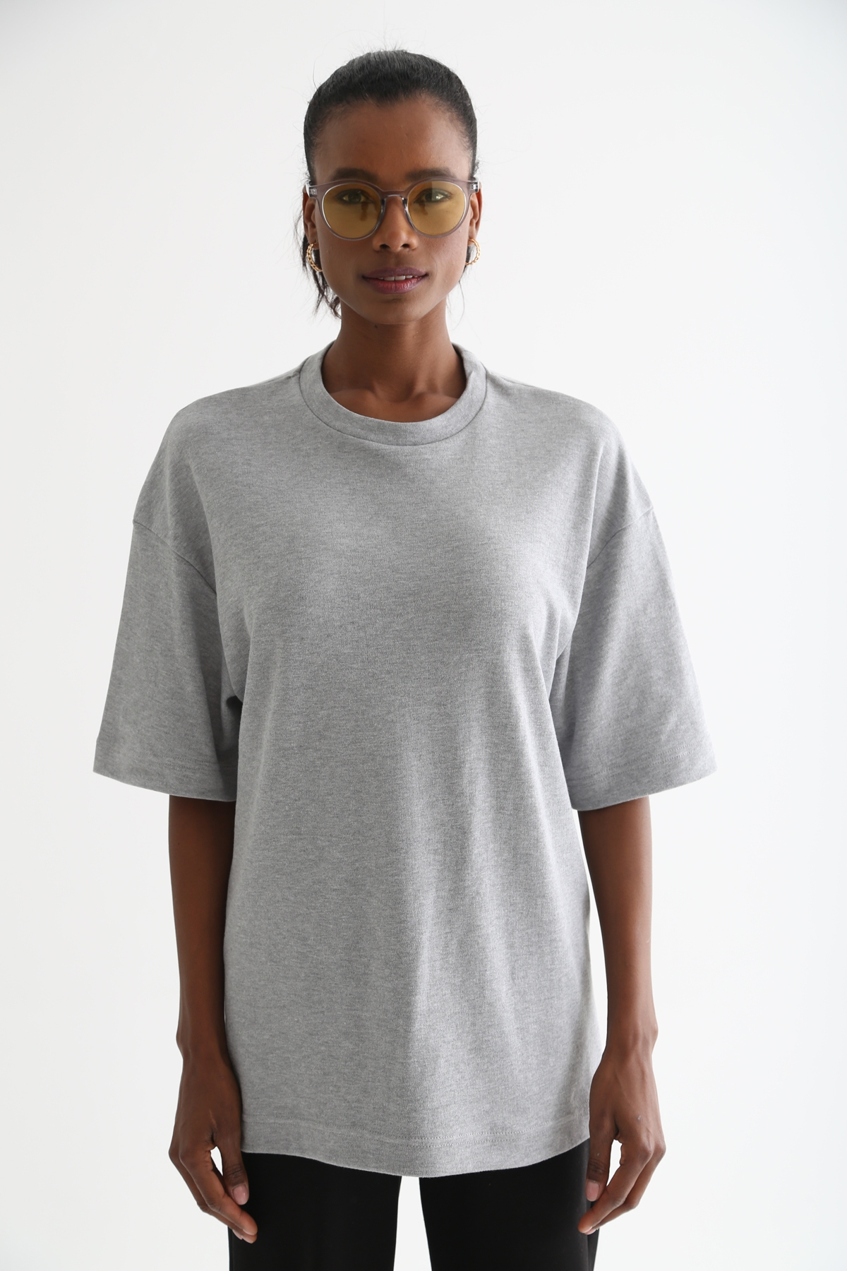 Gri Bisiklet Yaka Basic Tshirt 