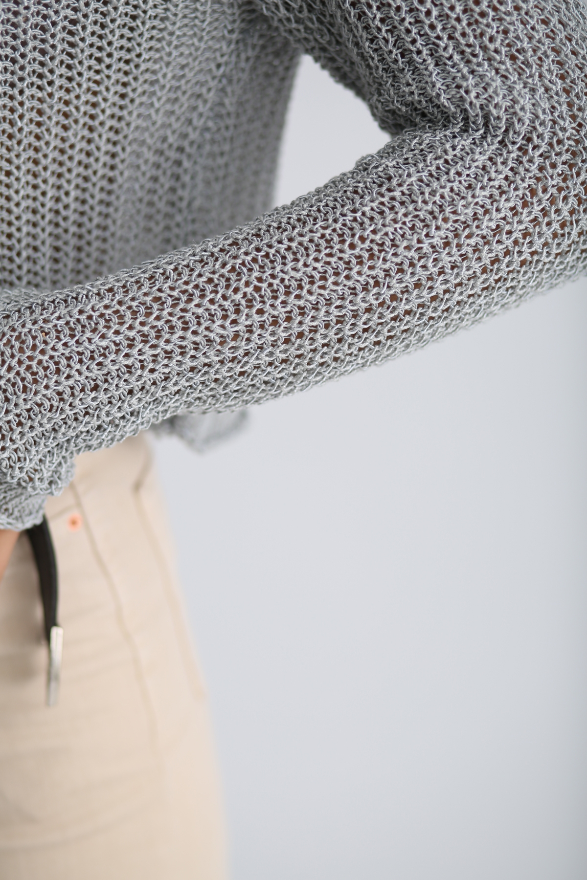 Gri Delikli Crop Triko 9307
