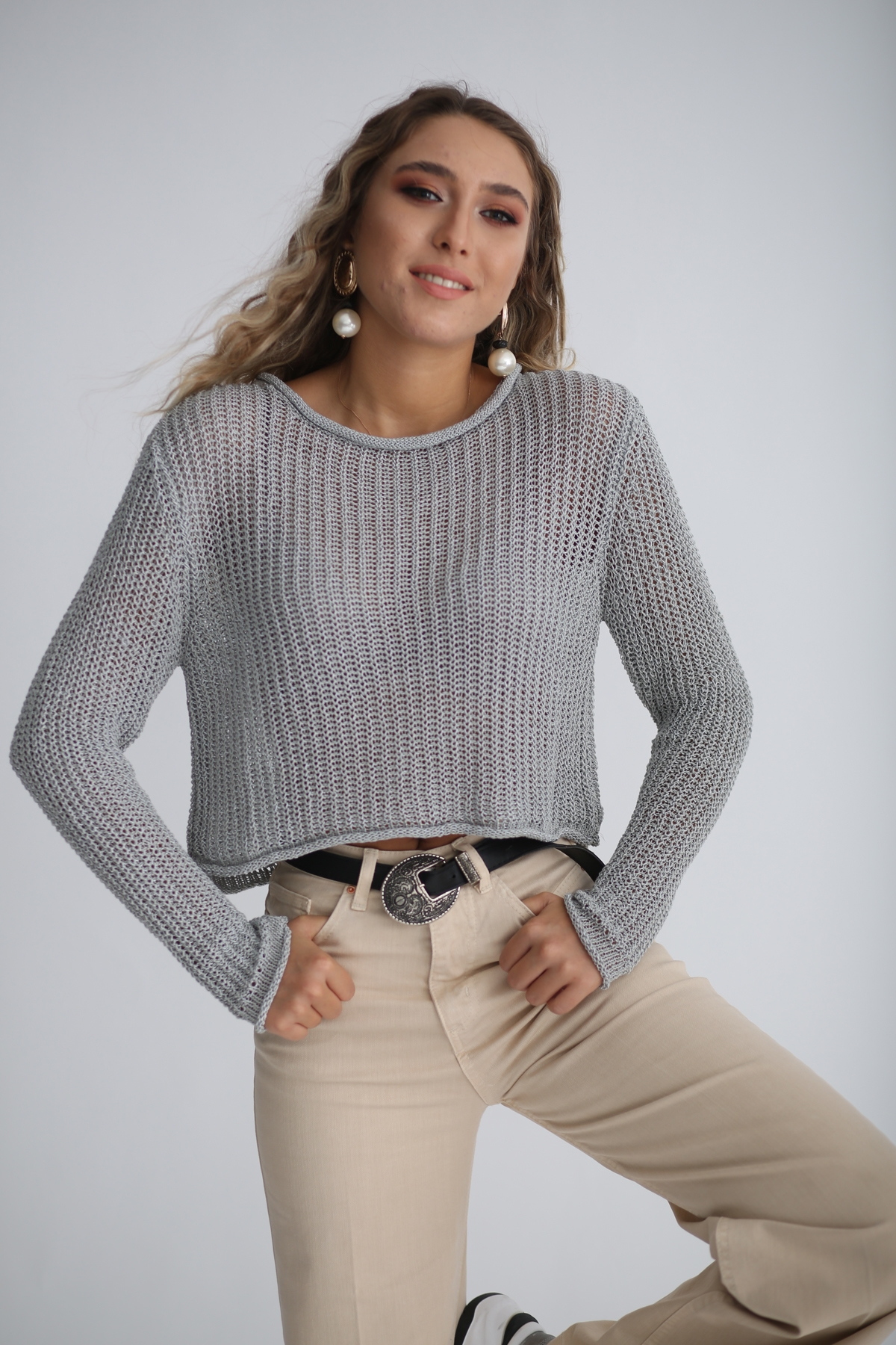 Gri Delikli Crop Triko 9307