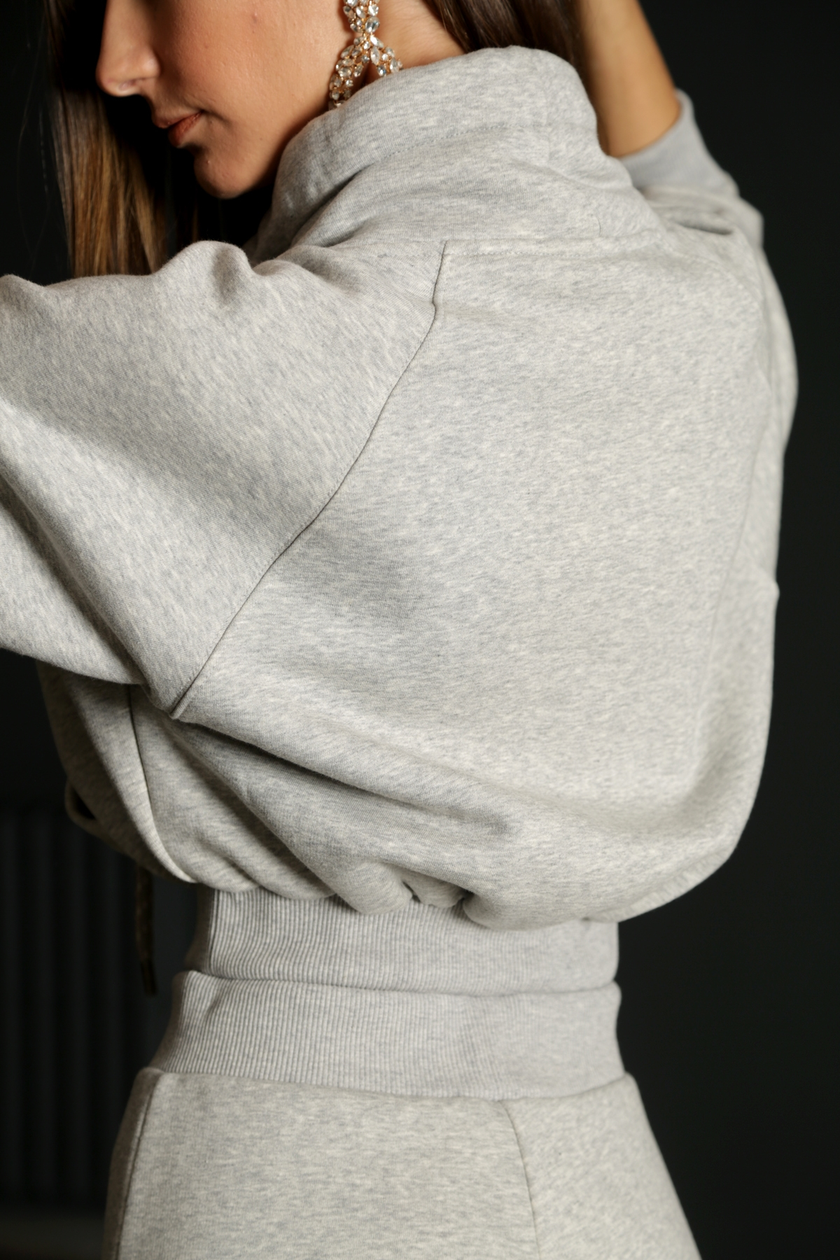 Gri Dik Yaka Crop Sweatshirt-9002