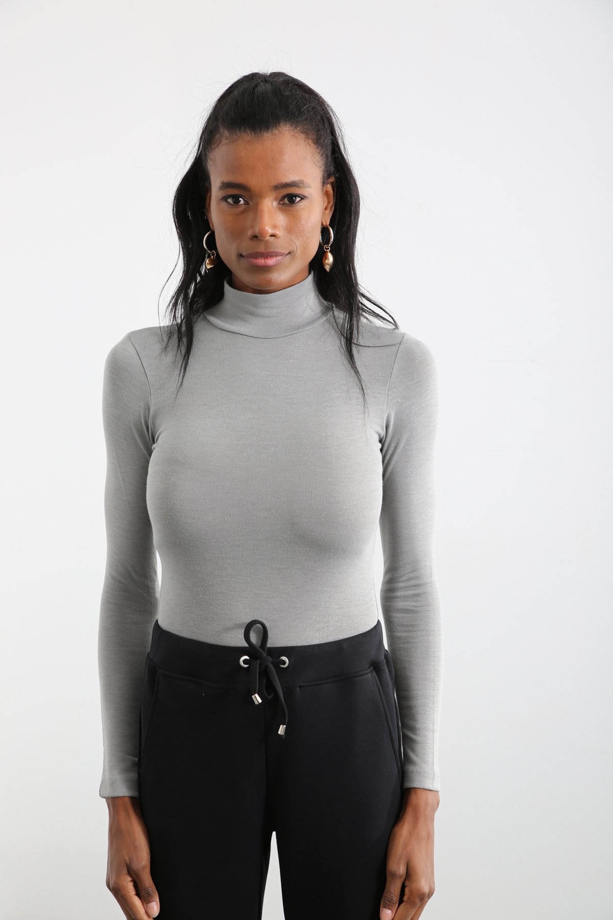 Gri Dik Yaka Uzun Kol Bodysuit 8252