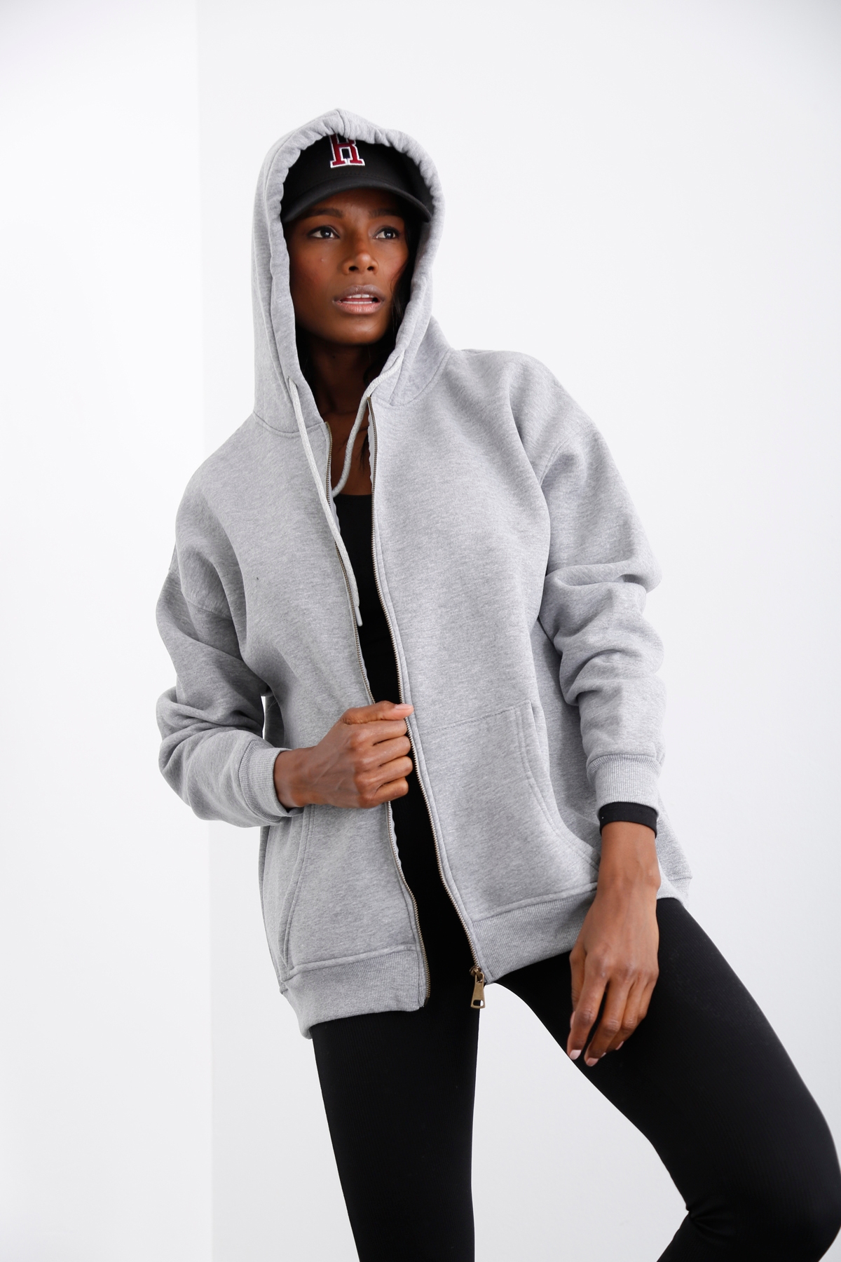 Gri Fermuarlı Şardonlu Sweatshirt 
