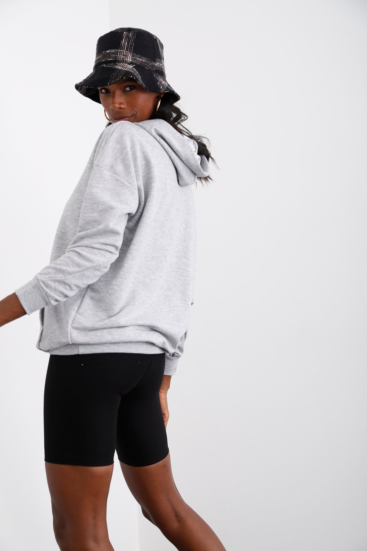 Gri Kanguru Cepli Sweatshirt 3234