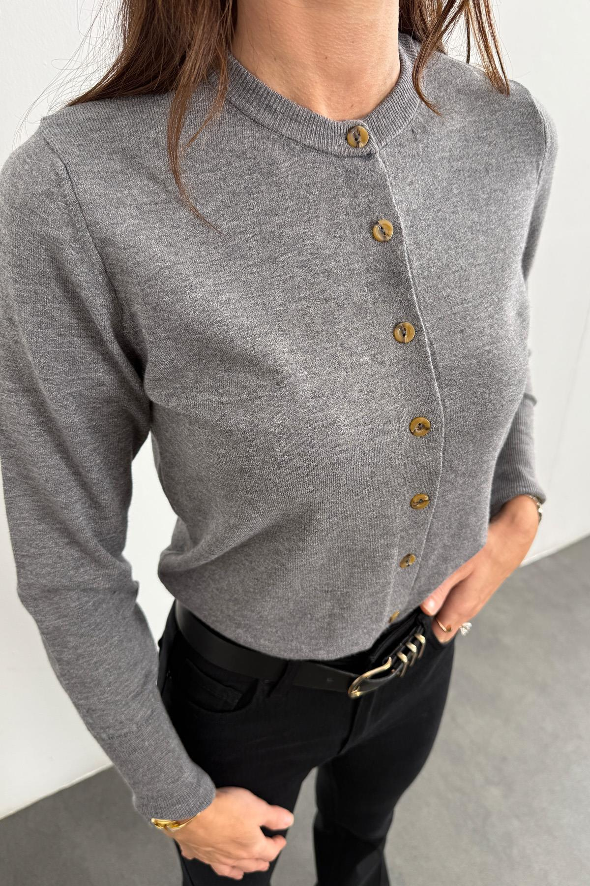 Gri Kemik Düğmeli Lyocell İplik Hırka 