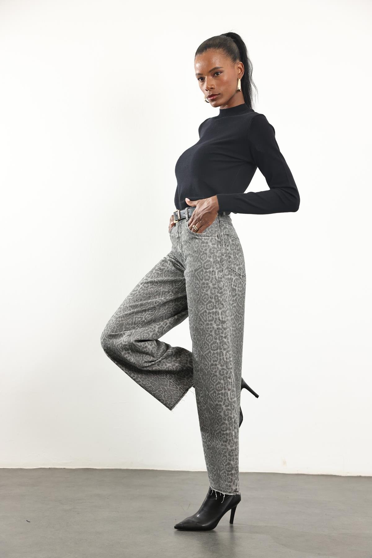 Gri Leopar Desen Pullu Wide Leg Jean 