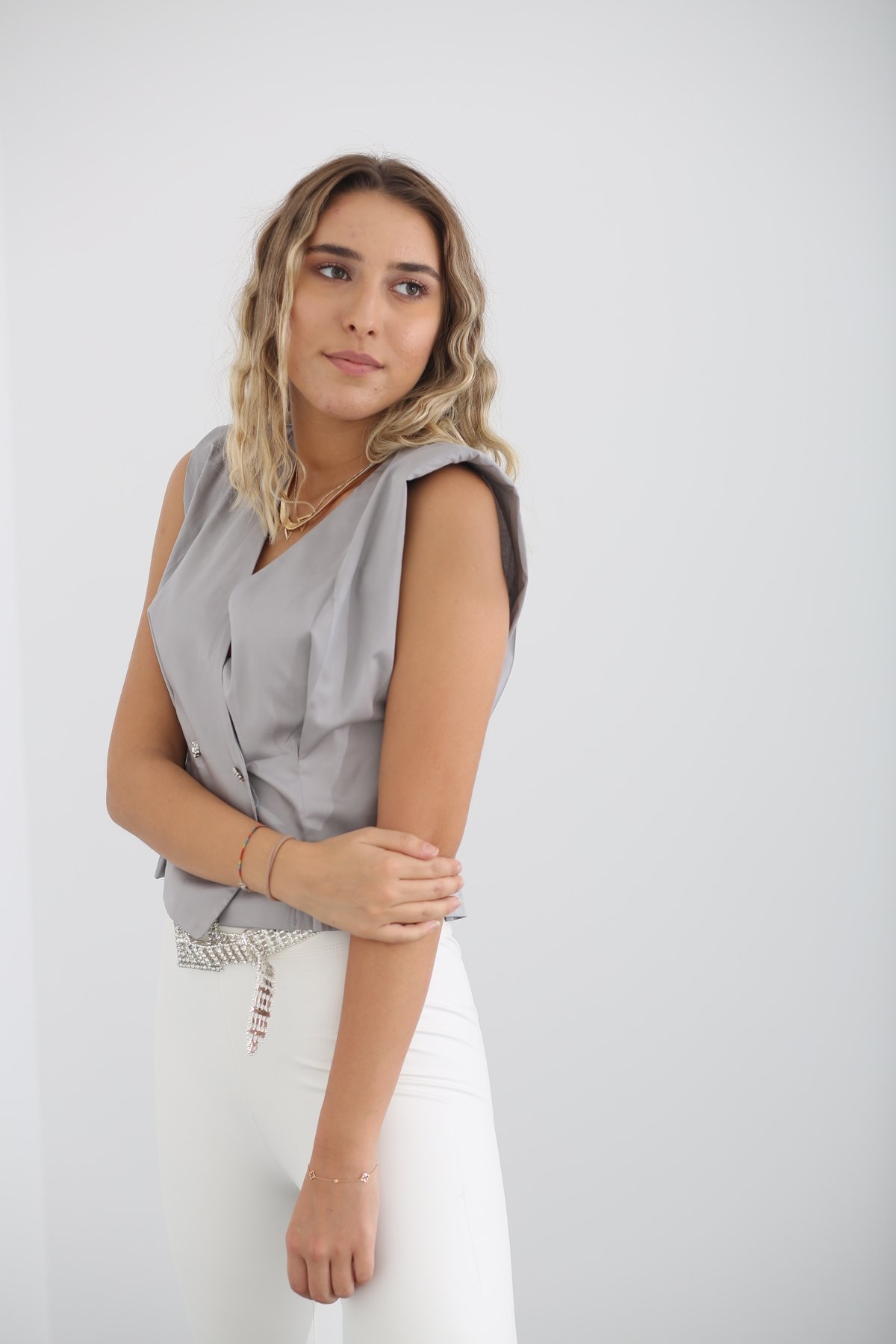 Gri Önü Taş Düğme Detaylı Bluz 3284