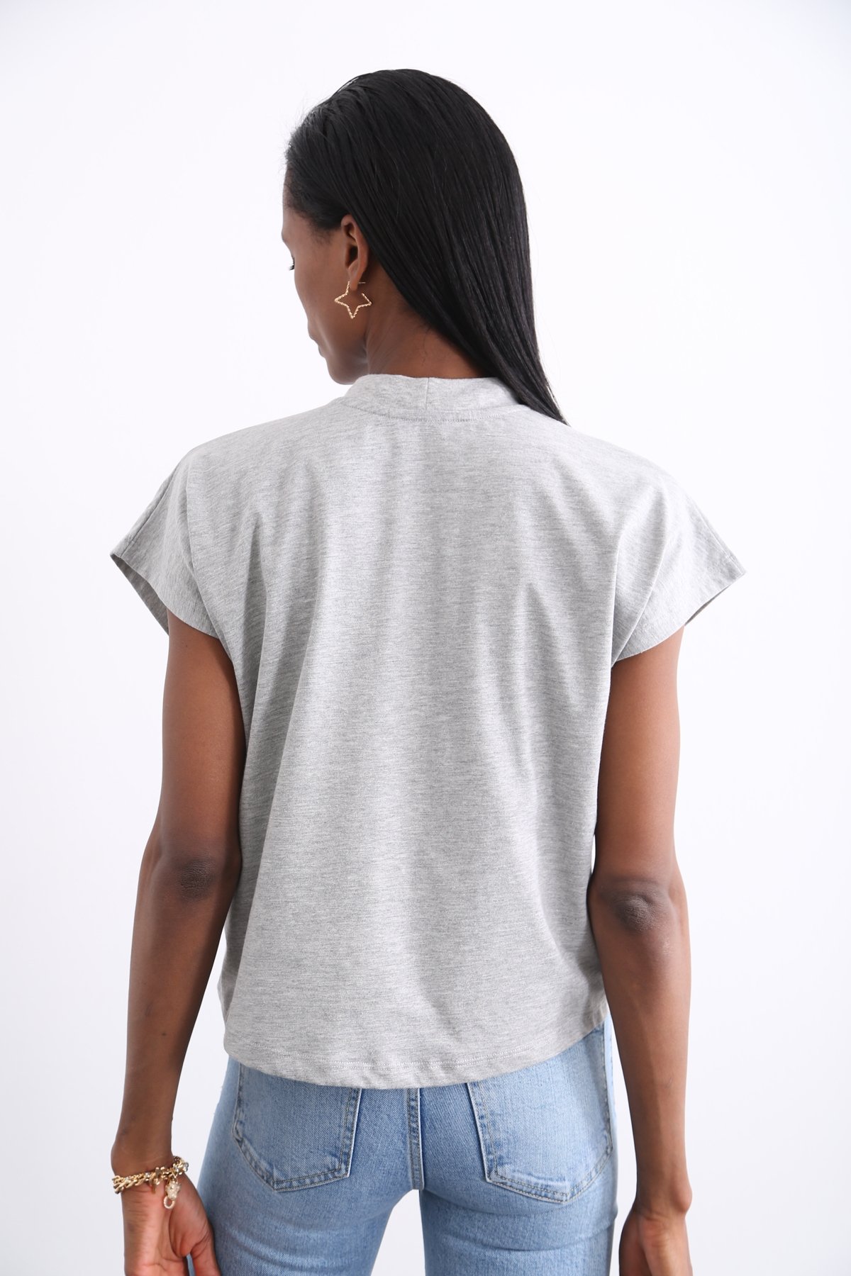 Gri Organik Dik Yaka Tshirt 