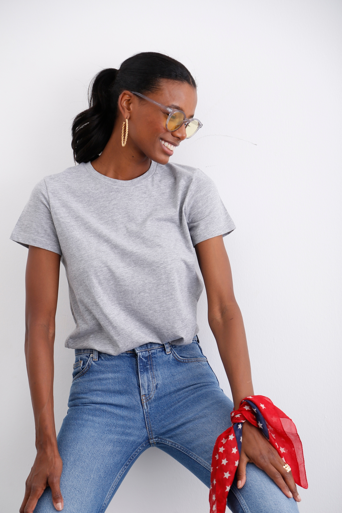 Gri Ultra Soft Bisiklet Yaka Tshirt 