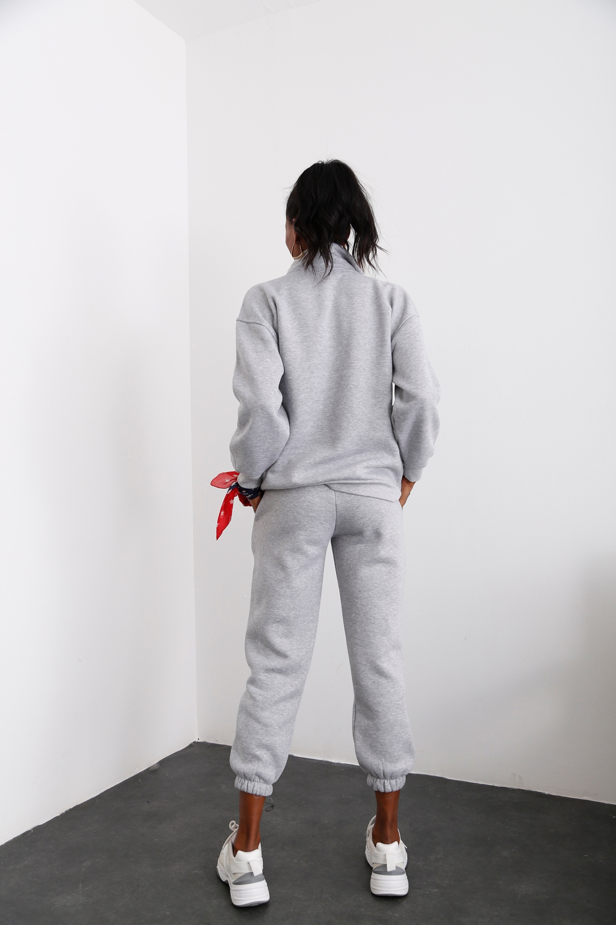 Gri Yarım Fermuarlı Şardonlu Sweatshirt 3611