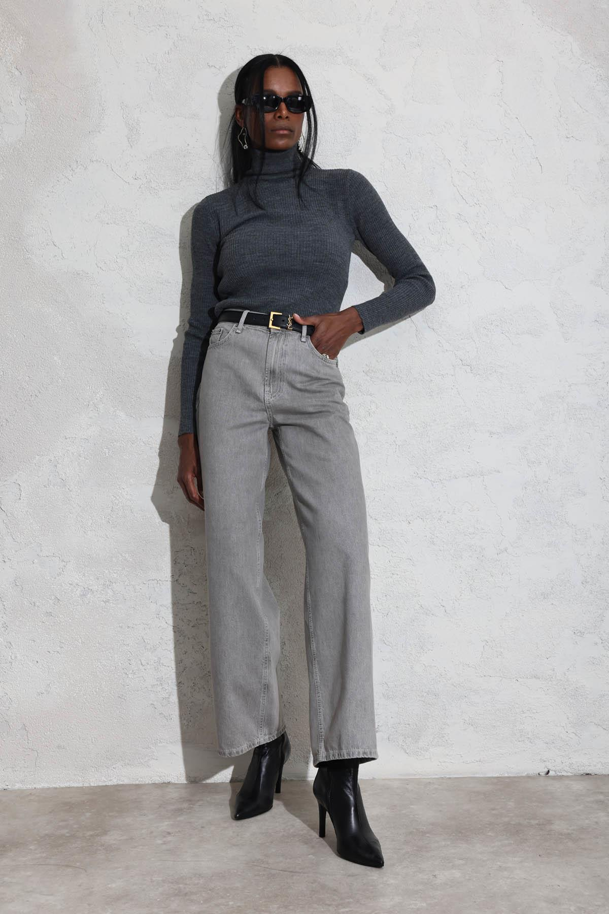 Gri Yüksek Bel Loose Fit Jean 