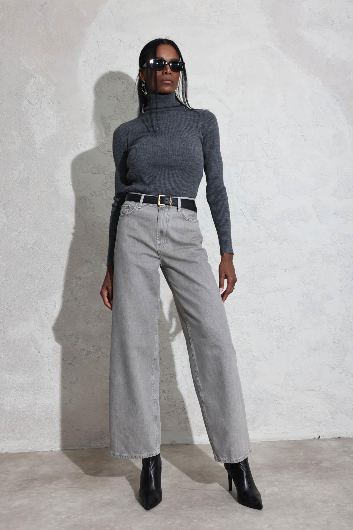 Gri Yüksek Bel Loose Fit Jean 