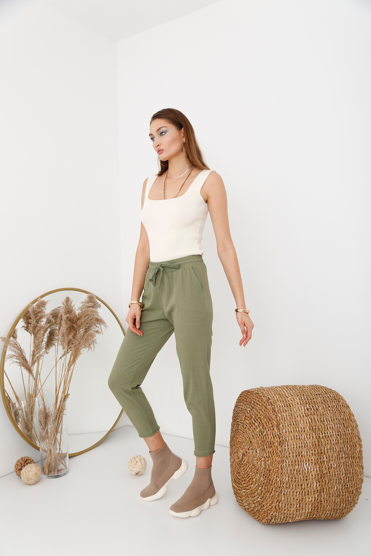 Haki Beli Lastikli Gabardin Pantolon 00104
