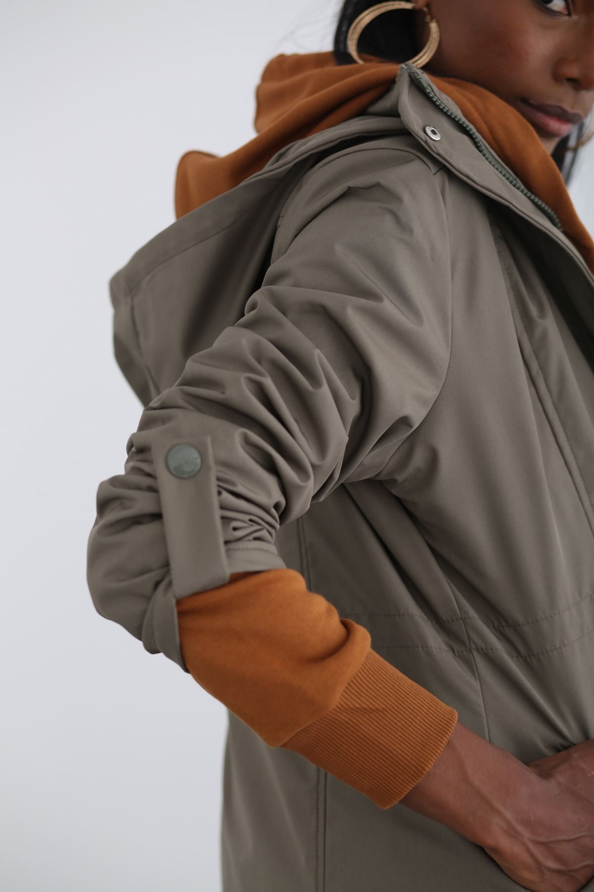 Haki Kapşonlu Trenchcoat 2002