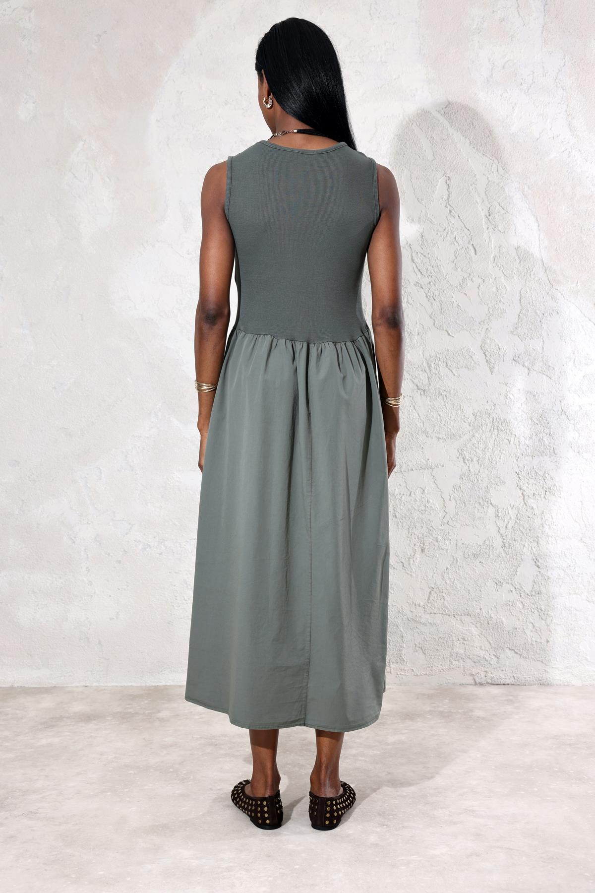 Haki Kontrast Dokulu Midi Elbise 1574