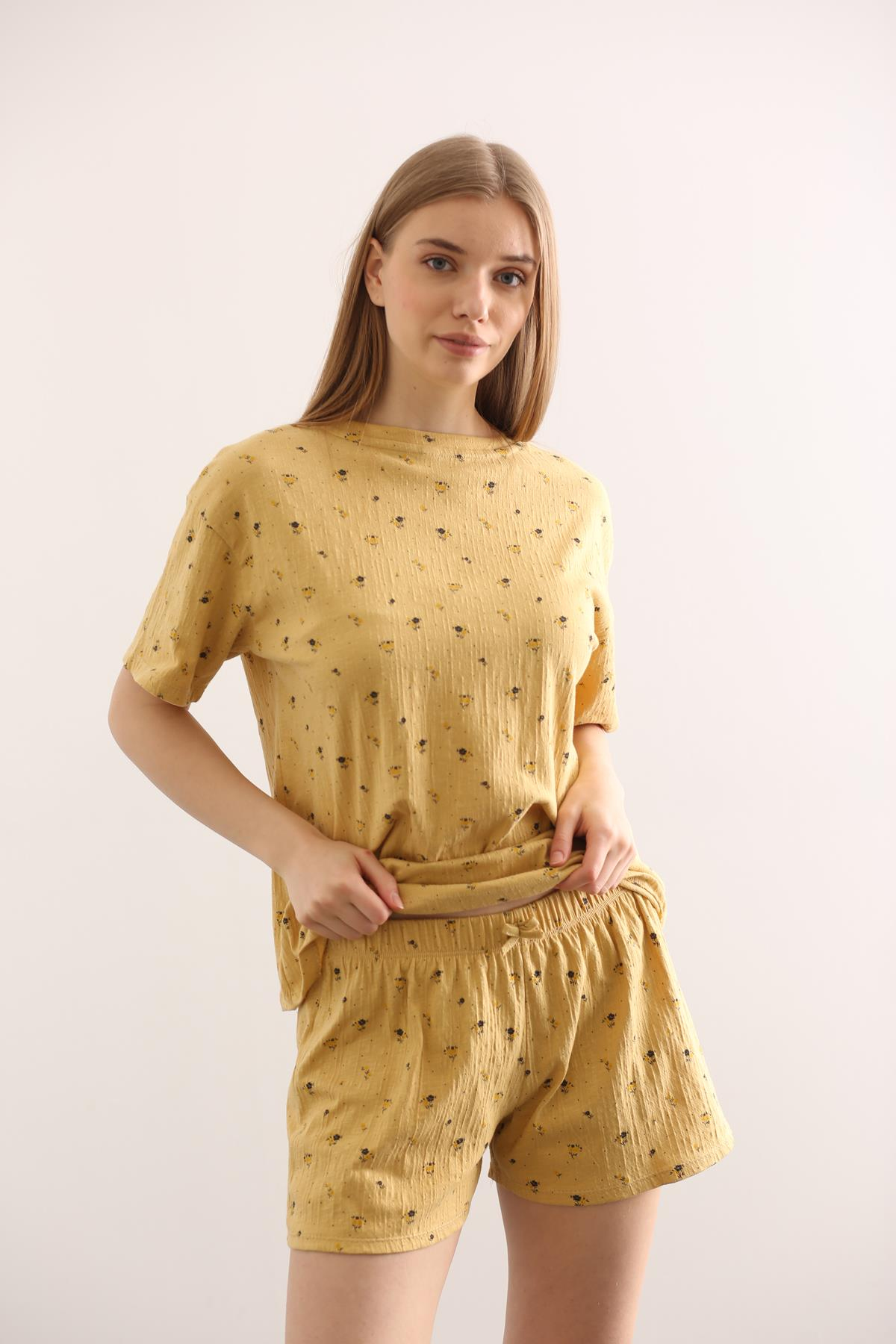Hardal Çiçekli Şortlu Pijama Takım 