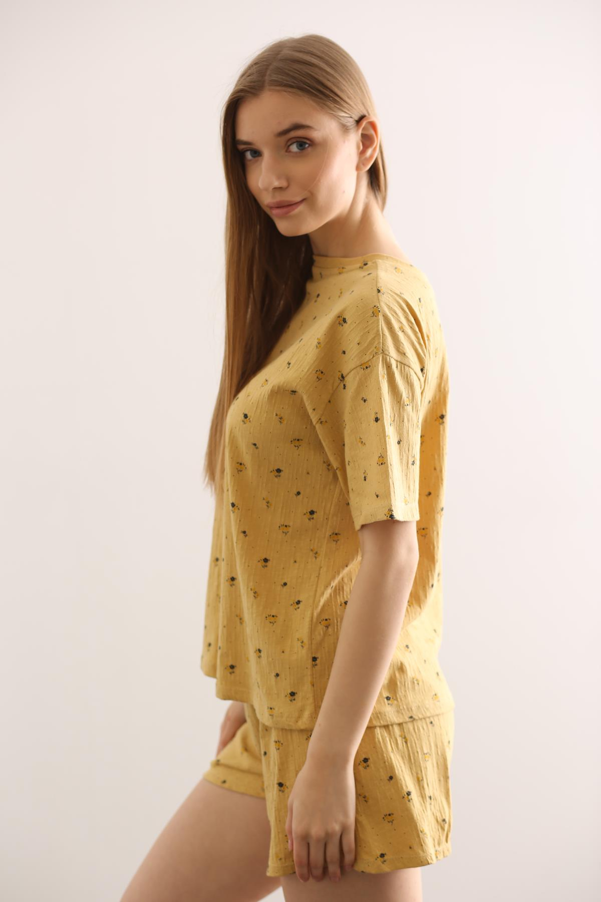 Hardal Çiçekli Şortlu Pijama Takım 
