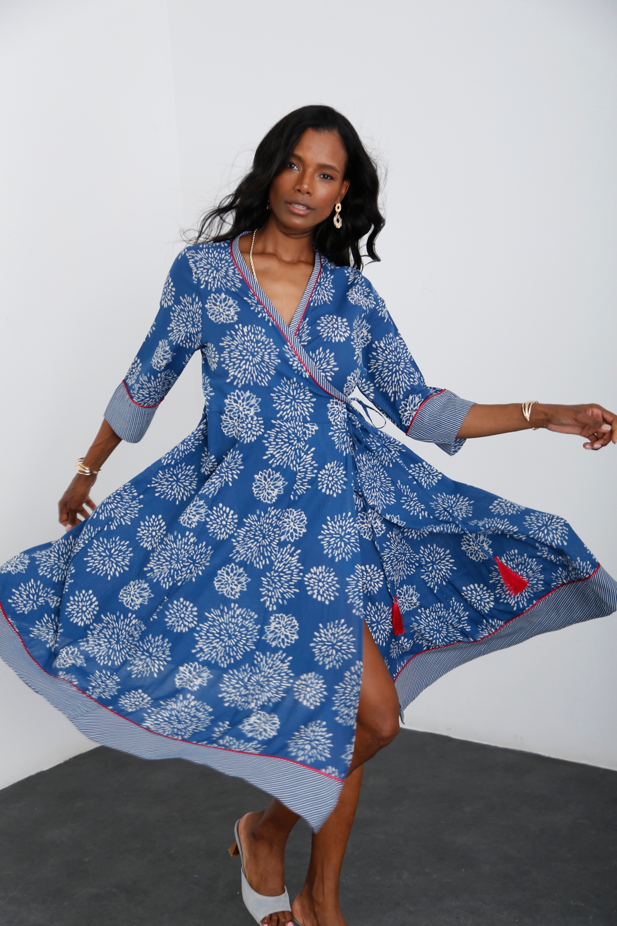 indigo Şerit Detaylı Midi Elbise AN10419
