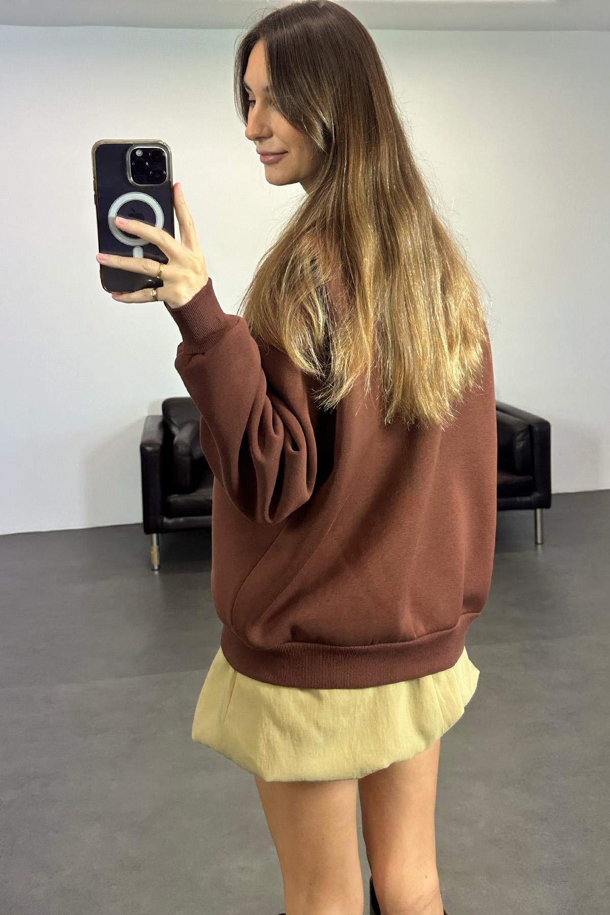 Kahverengi Ayıcık Baskılı Sweatshirt 110031