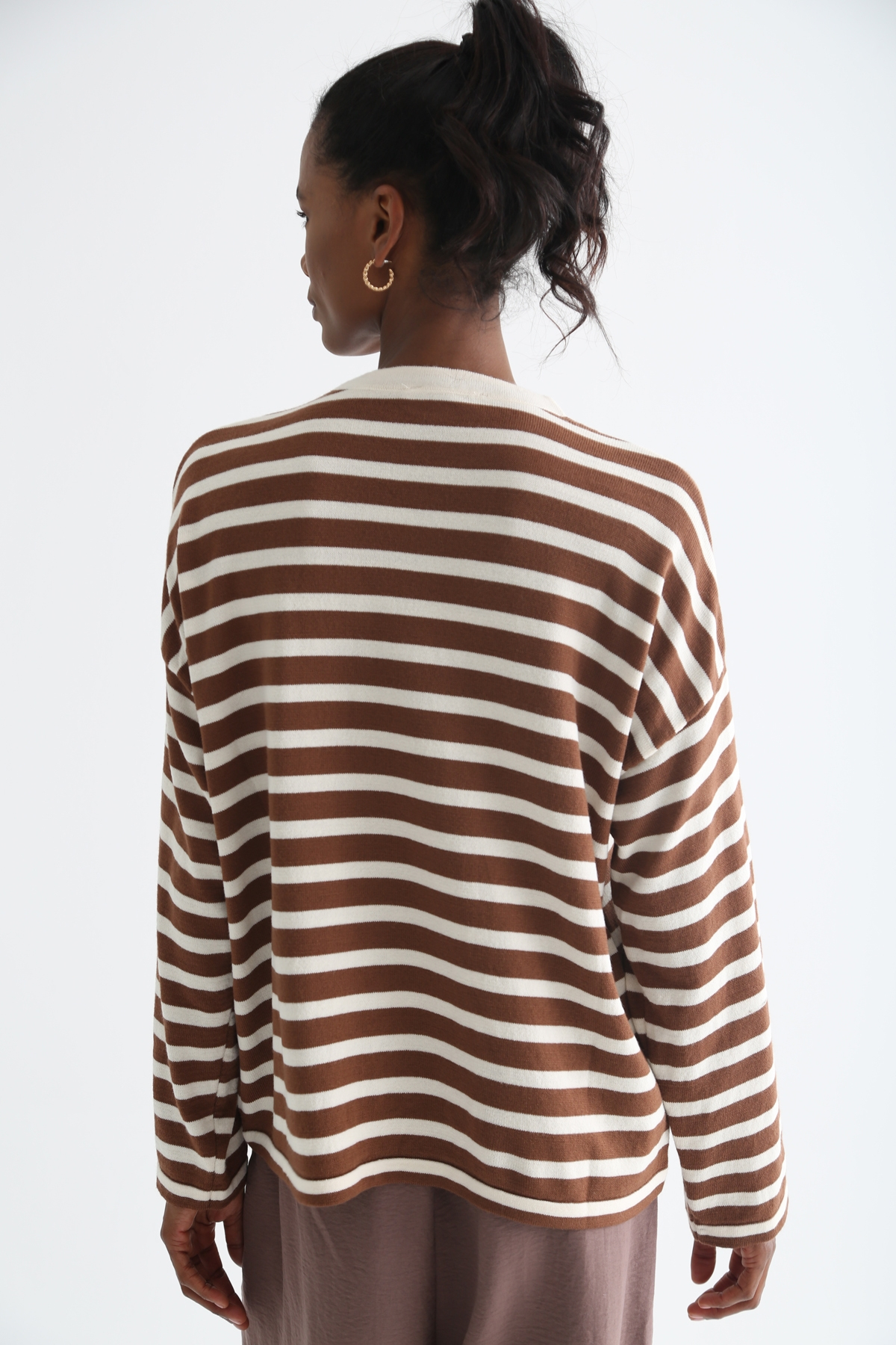 Kahverengi Oversize Çizgili Triko 13034
