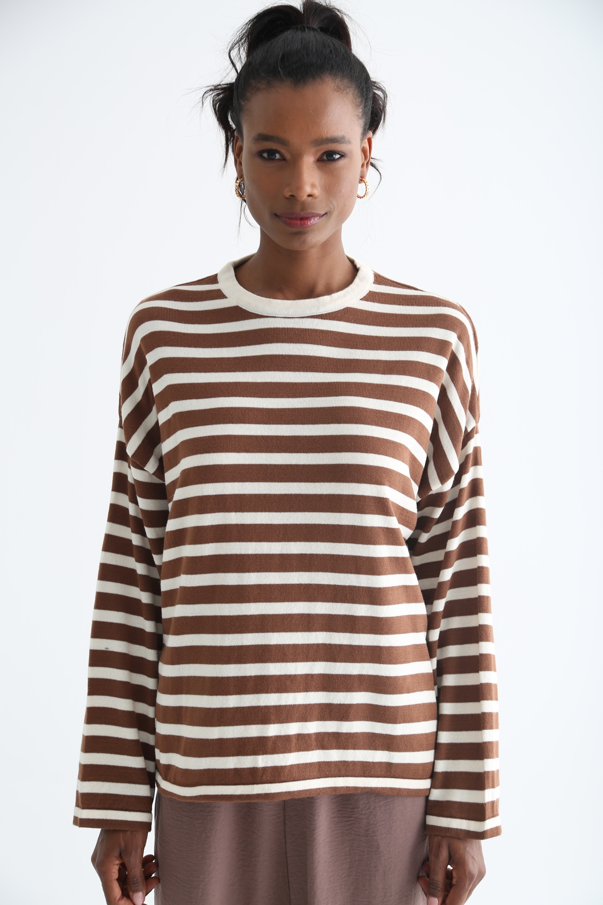 Kahverengi Oversize Çizgili Triko 13034