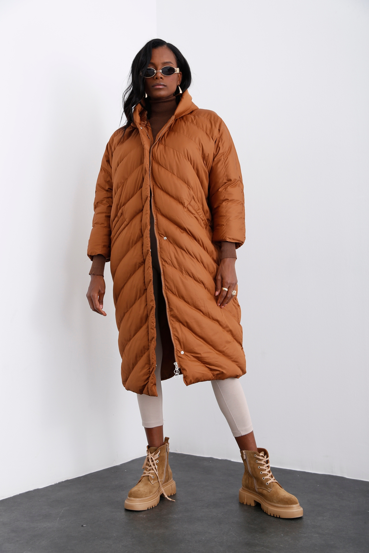 Kahverengi Oversize Şişme Mont D89609