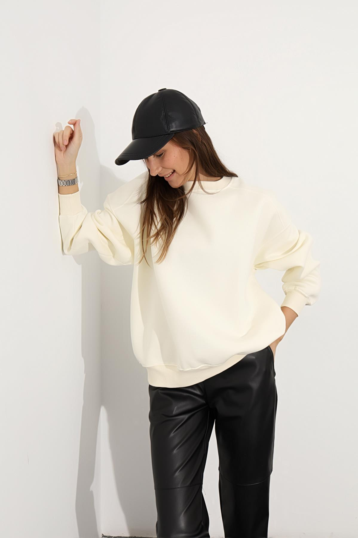 Kemik Bisiklet Yaka Basic Sweatshirt 3408-23