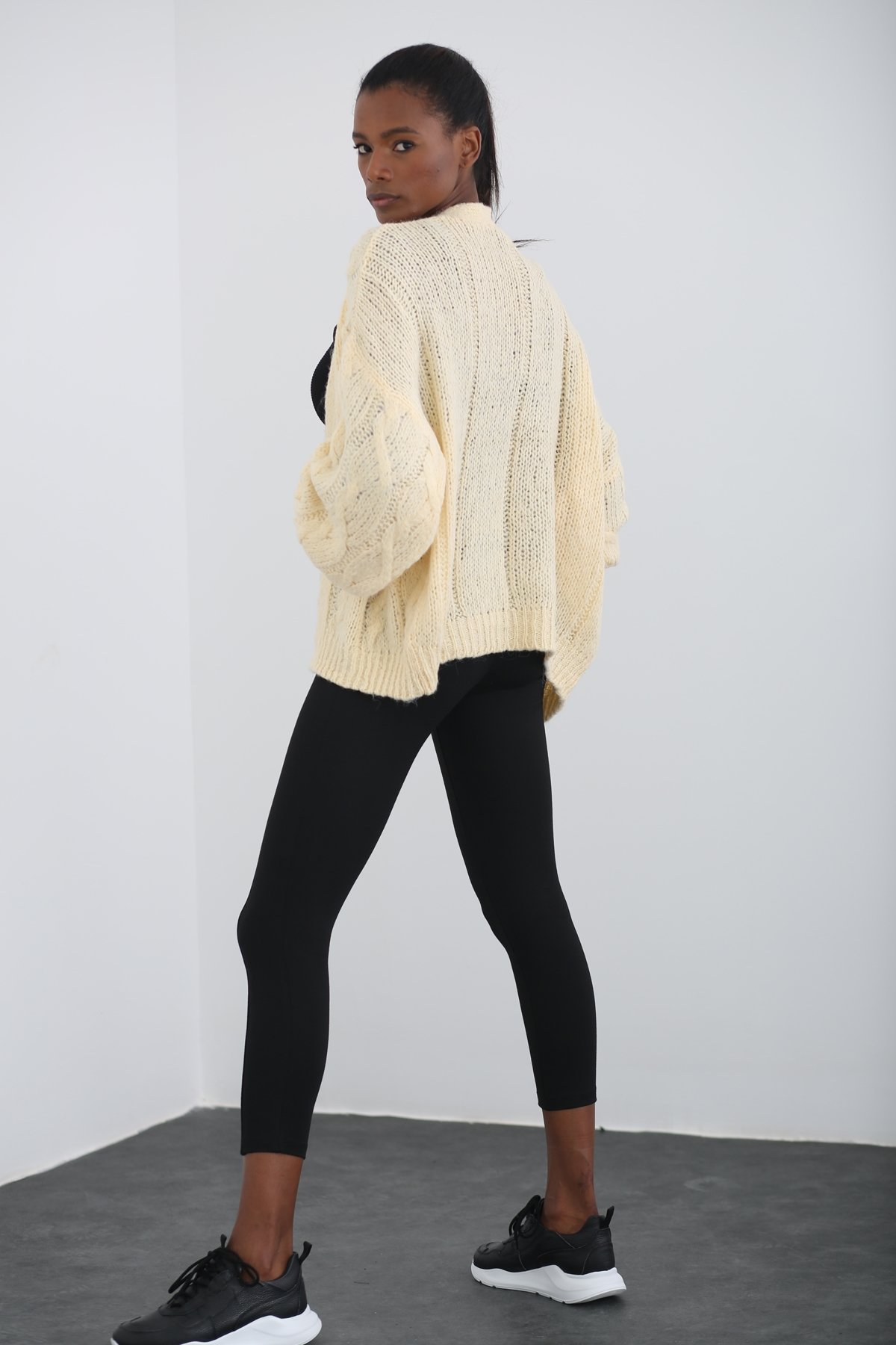 Kemik Saç Örgü Oversize Hırka 